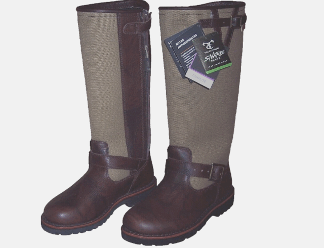 women snake proof boots
